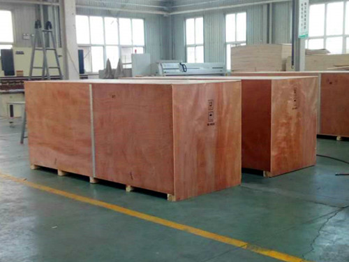 加長(zhǎng)型木箱